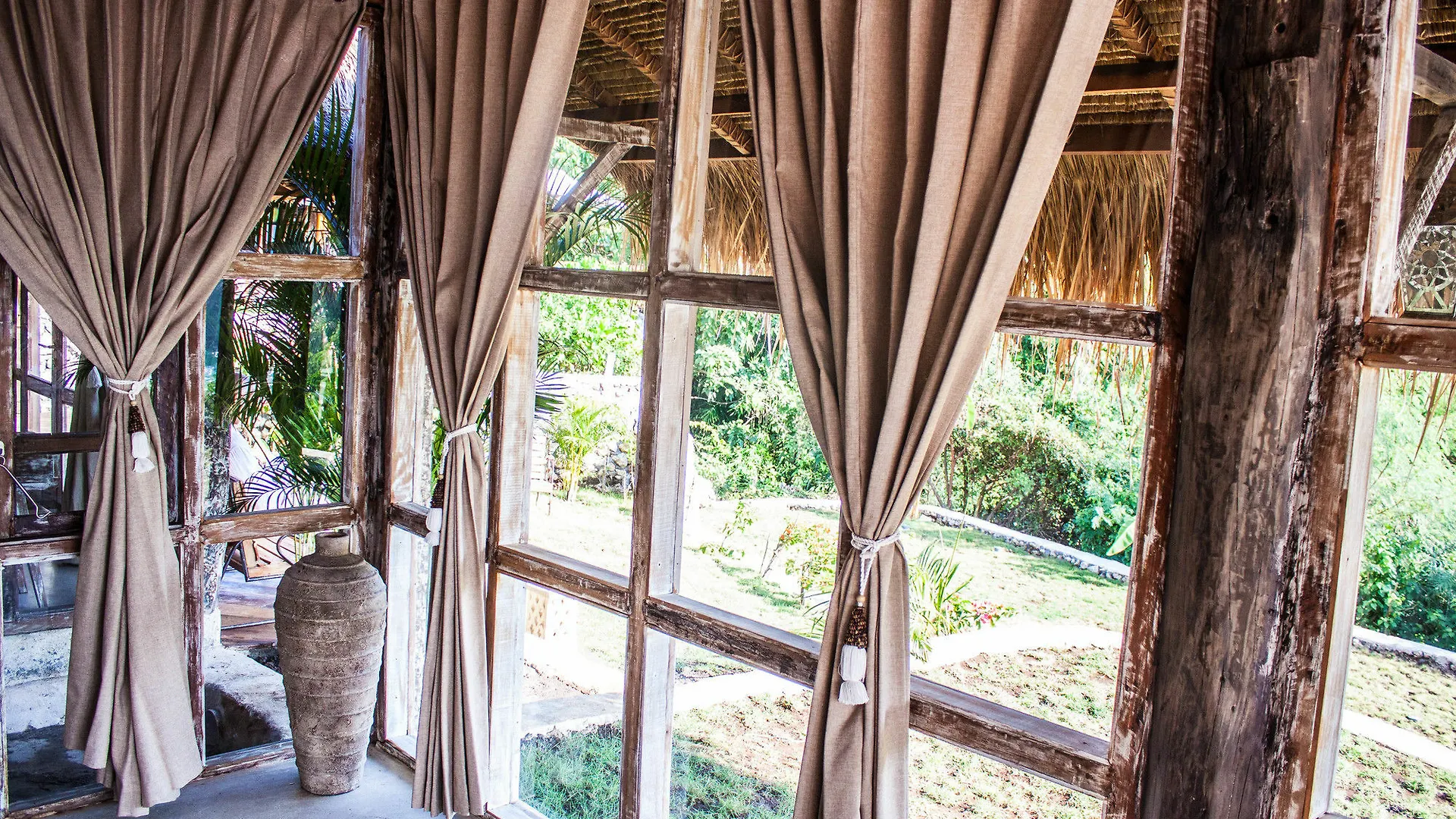 La Joya II Biu Biu Bungalows Jimbaran